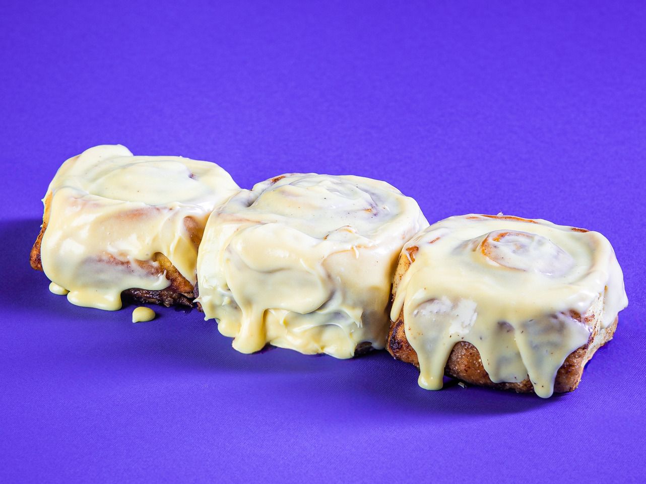Cinnamon Bun Classic 3 Pieces Box