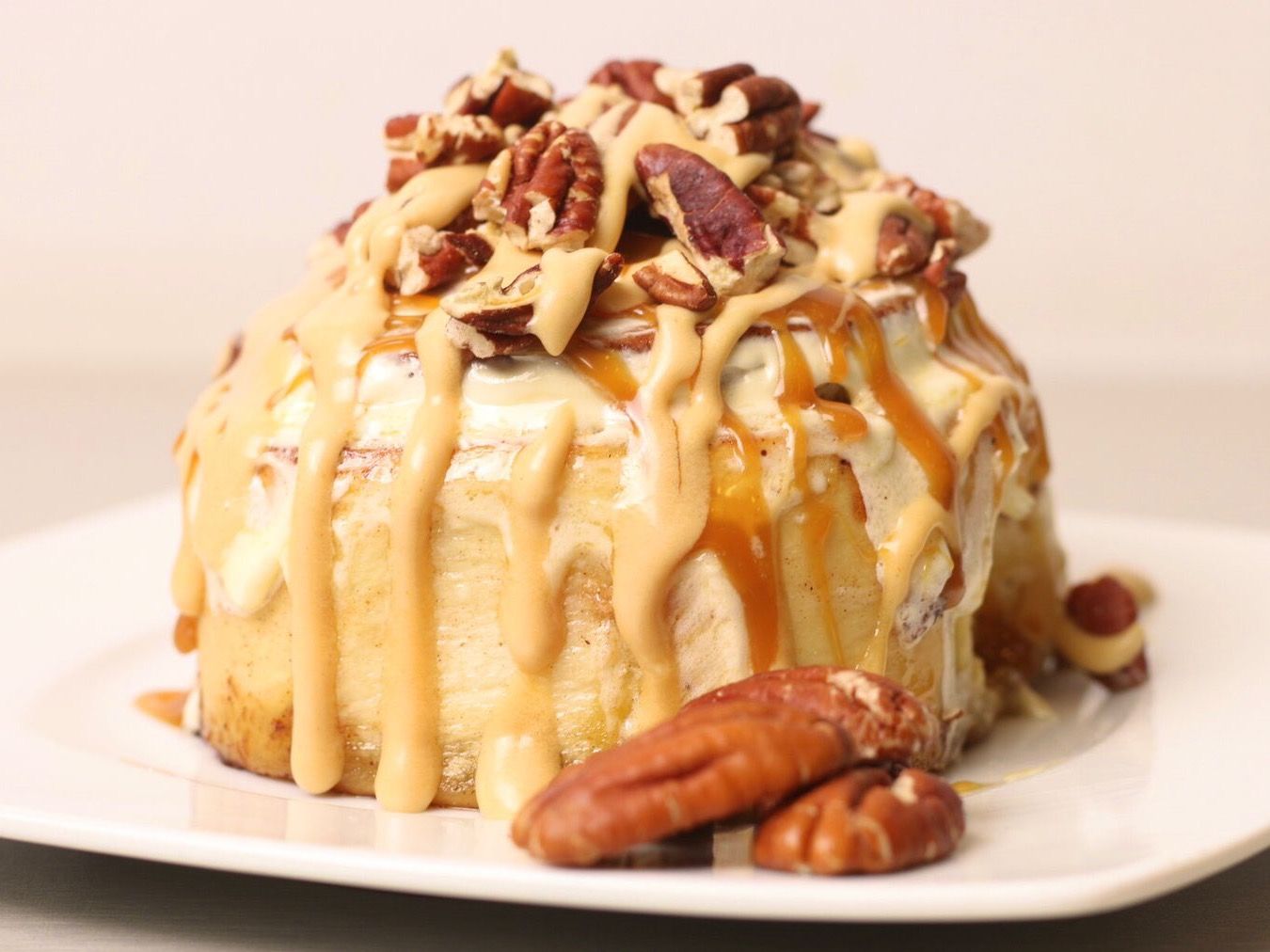 Mini Pecan Roll