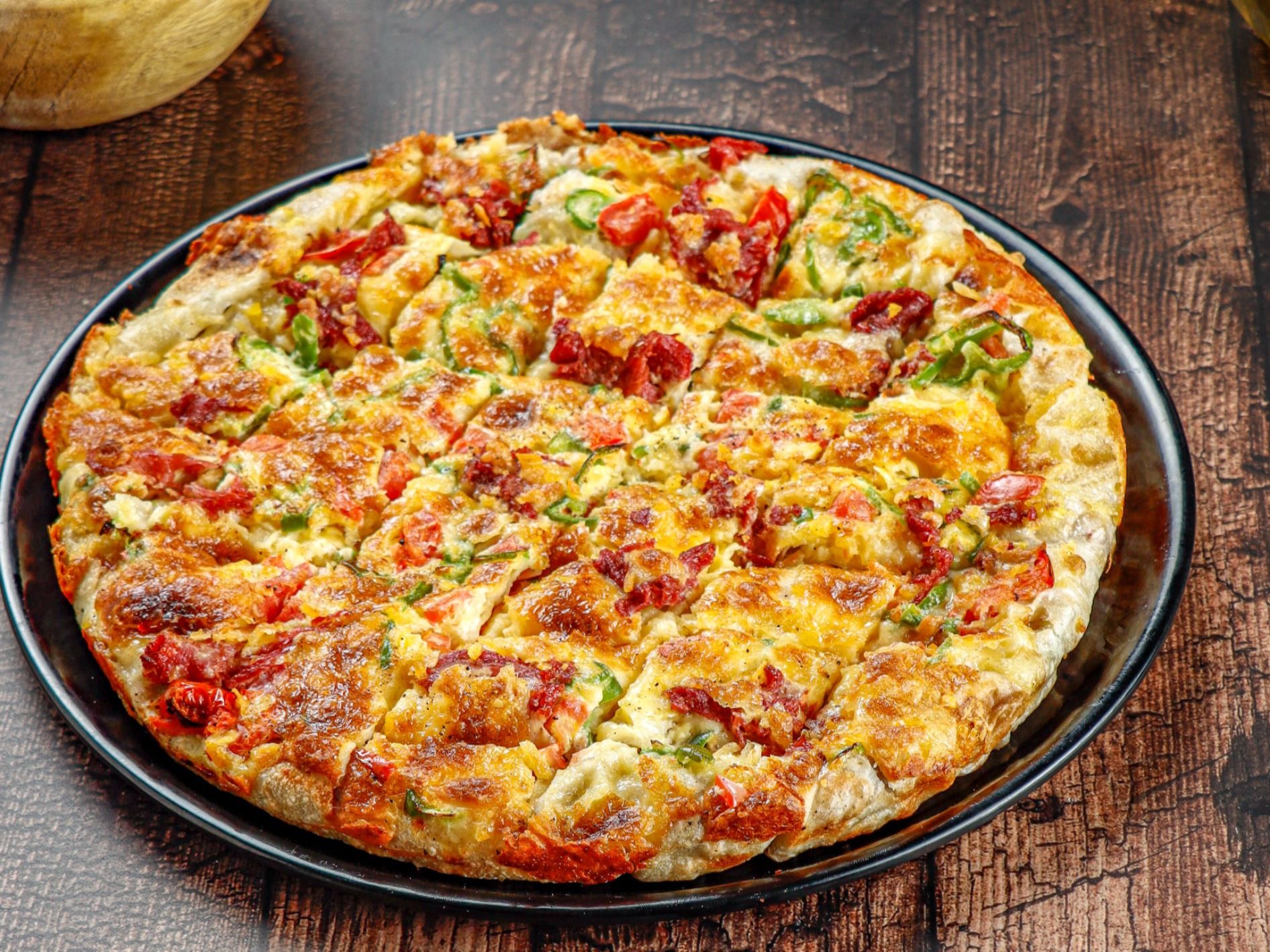 Smoked Mix Oriental Pizza