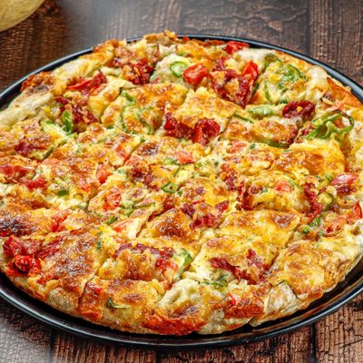 vegetable oriental pizza