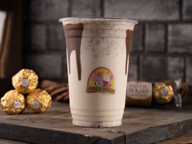 Ferrero Rocher Chocolate Milkshake Large