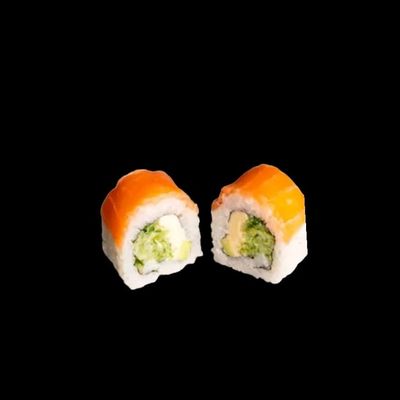 New Philadelphia Ura Maki Roll 4 Pieces