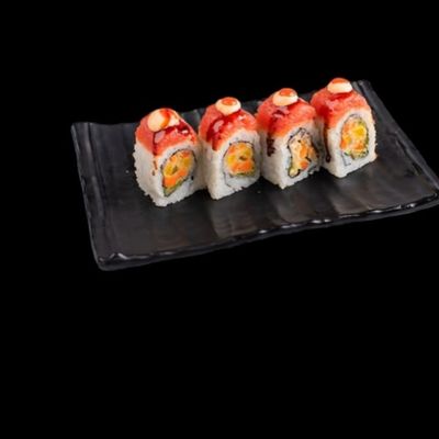Triple ura maki roll 4 pieces