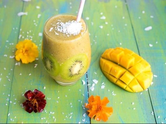 mango kiwi smoothie