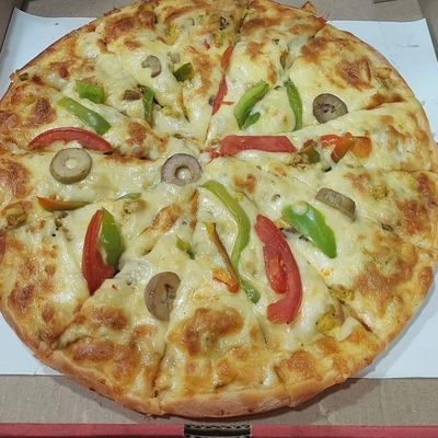 بيتزا دجاج ميكس إيطالية