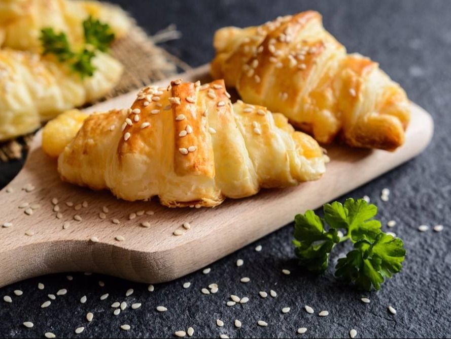 Roumy Cheese Croissant