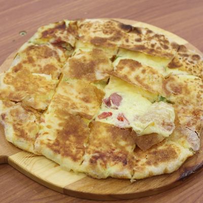 Savory pie with pastrami