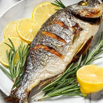 Grilled Sea Bream with Olive Oil and Lemon