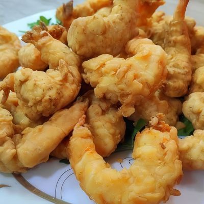 Fried medium shrimp
