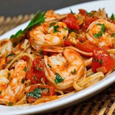 Pasta with Shrimp and Red Sauce