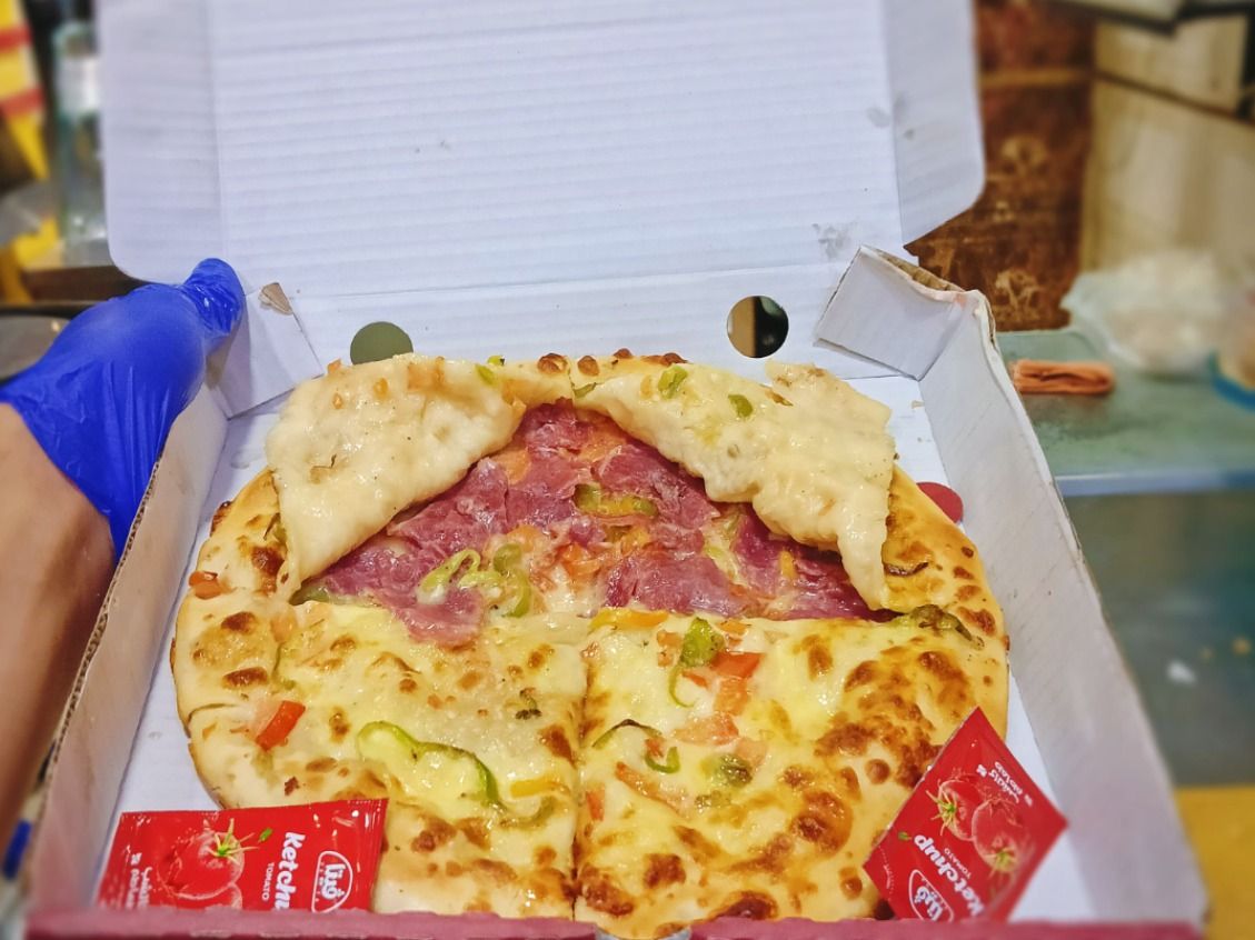 Pastrami Hawawshi Pizza Face