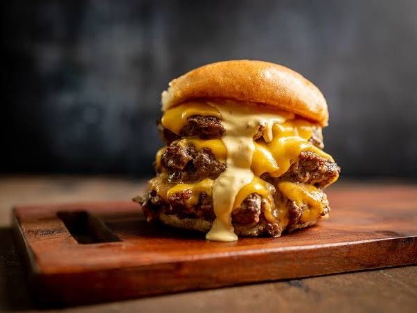Smash Beef Burger Triple