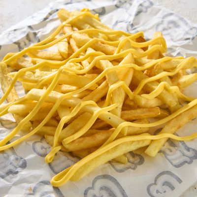 French fries with cheese