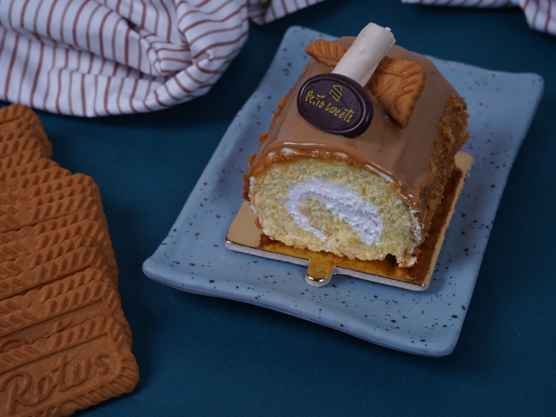 Swiss Roll Lotus