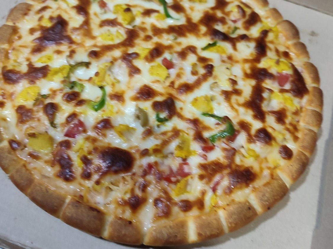 Crispy Chicken Pizza
