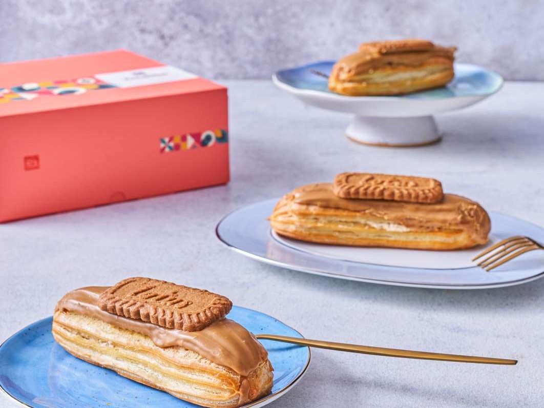 Lotus Eclair