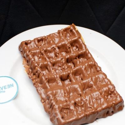 Laveen Waffle photo 7