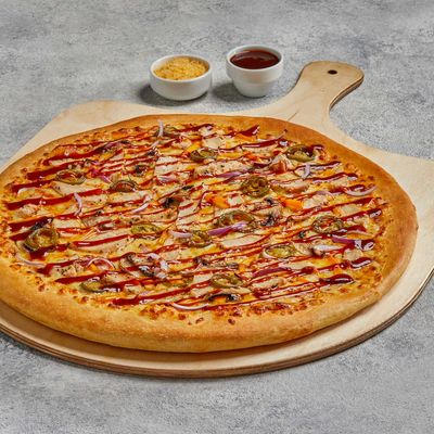Grilled Chicken Barbeque Stuffed Crust