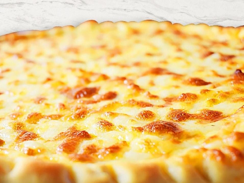 Chicken Shawarma Mozzarella Manoushe