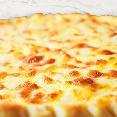 Chicken Shawarma Mozzarella Manoushe