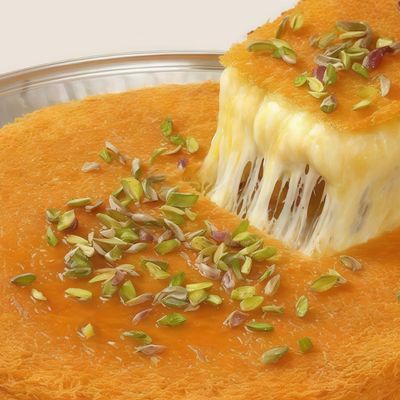 Rough Nabulsi Konafa with cheese
