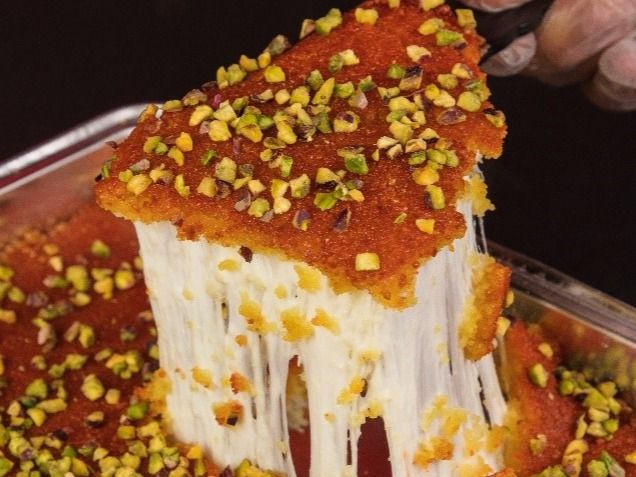 Mix Plate Of Fine And Rough Kunafa