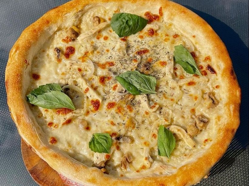 Chicken Alfredo Large