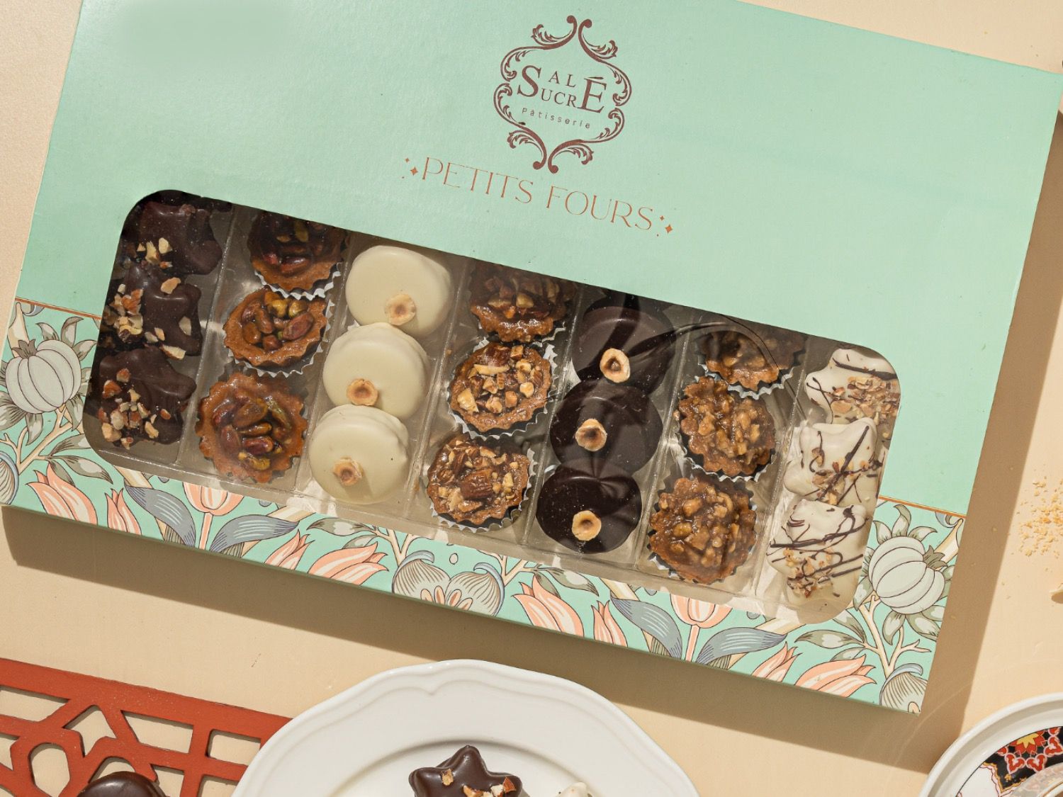 Petit Four With Nuts