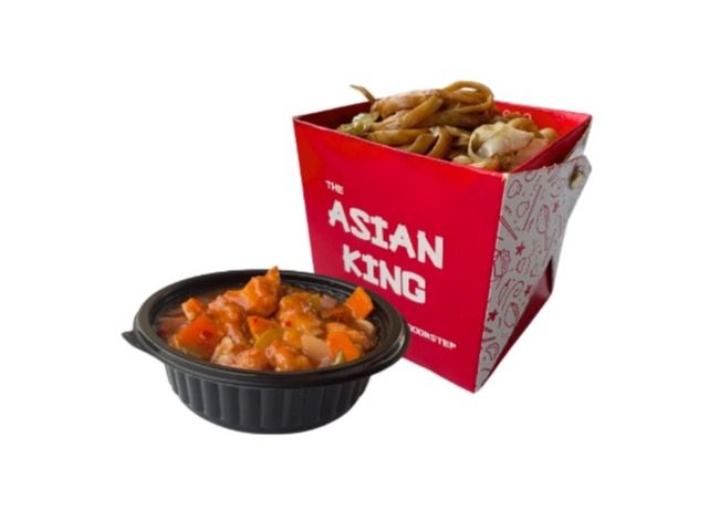 Vegetable noodles with sweet and sour chicken