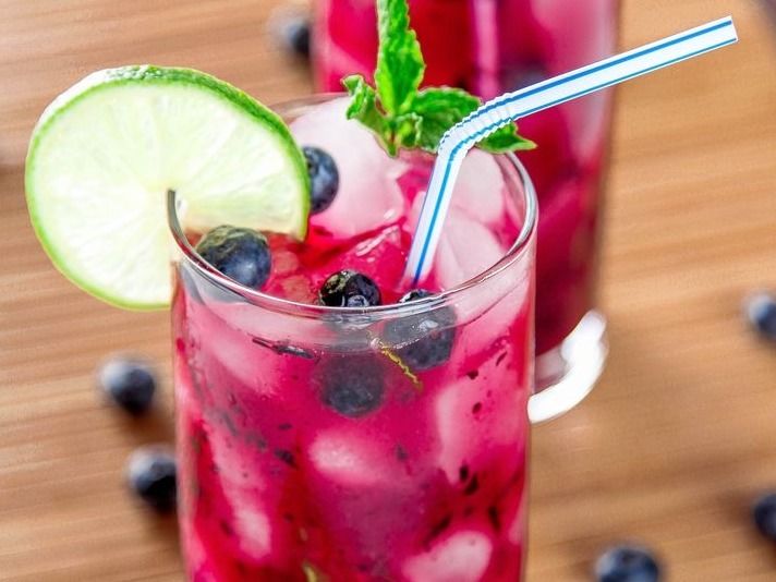Iced Mix Berries Mojito