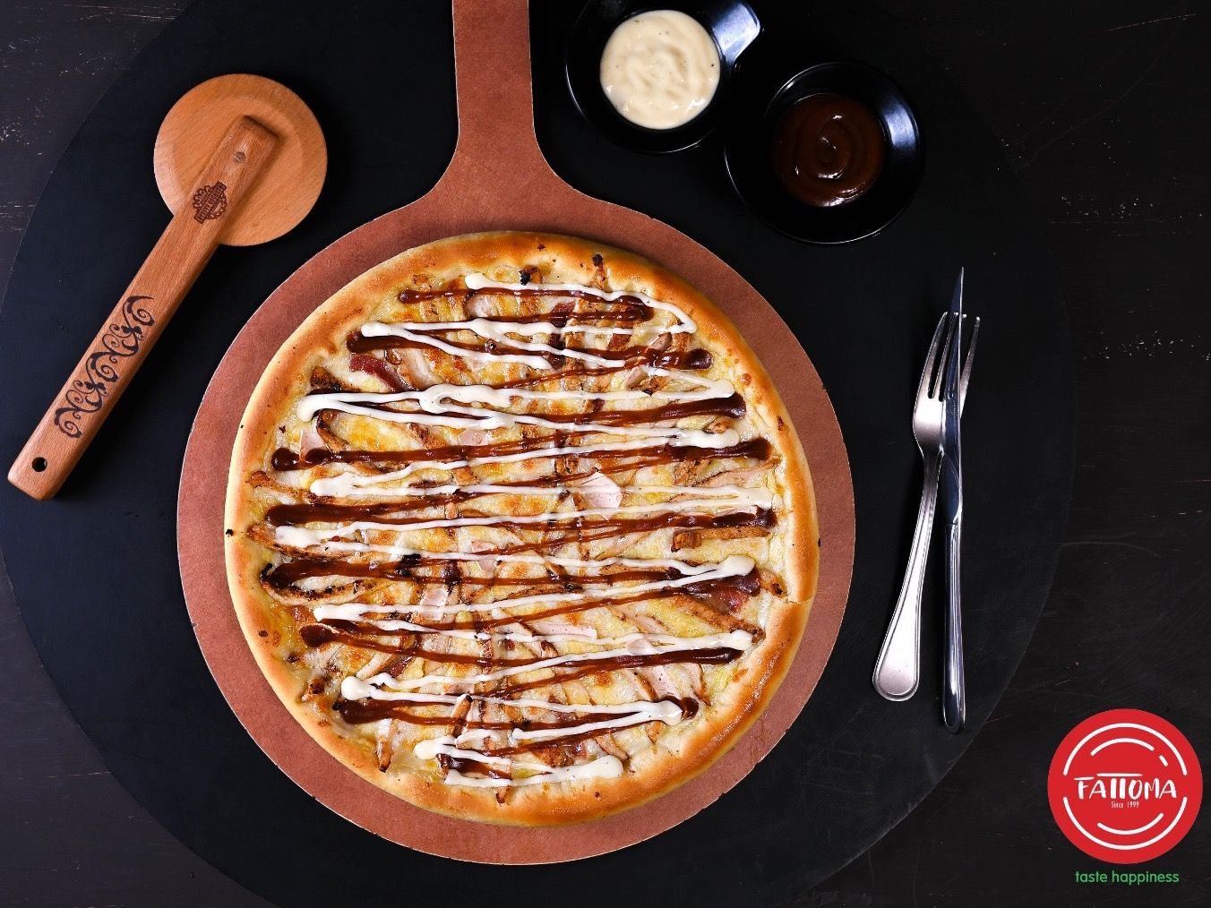 Chest Chicken BBQ Pizza