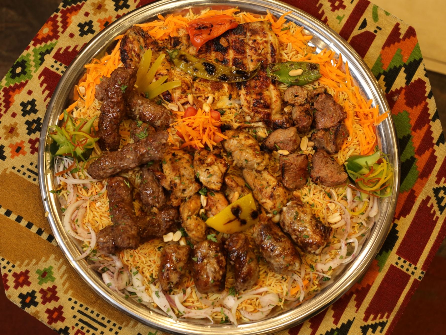 Habayeb tray for 3 people