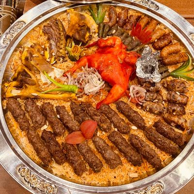 طبق عائلي لـ 8 أشخاص
