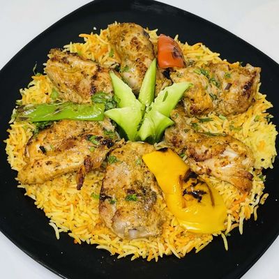 نصف شيش طاووق