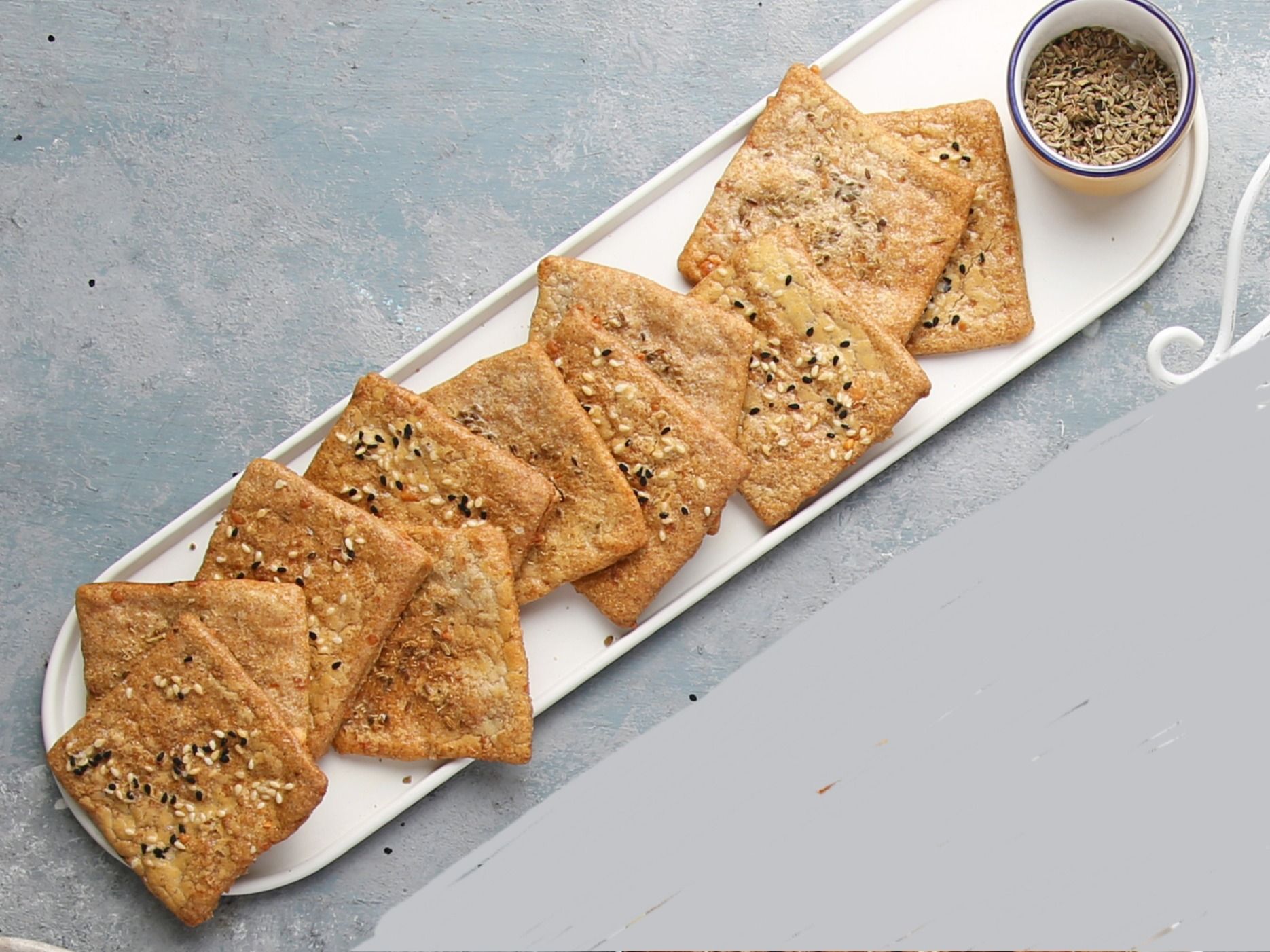 Oatmeal Cheese Crackers