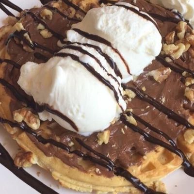 Nutella Waffle With Ice Cream