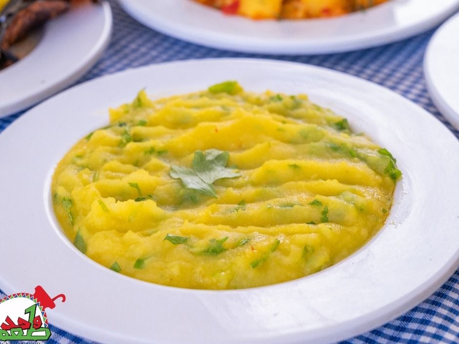 Mashed Butter With Garlic And Parsley