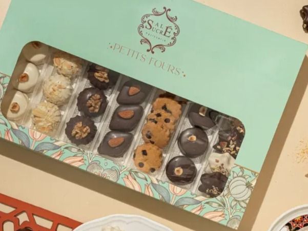 Large Lux Petit Four