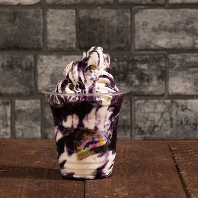 آيس كريم توت أزرق