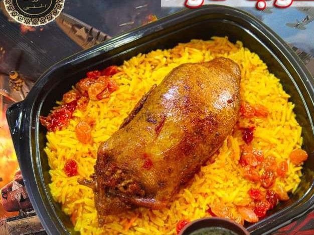1 stuffed pigeon with rice