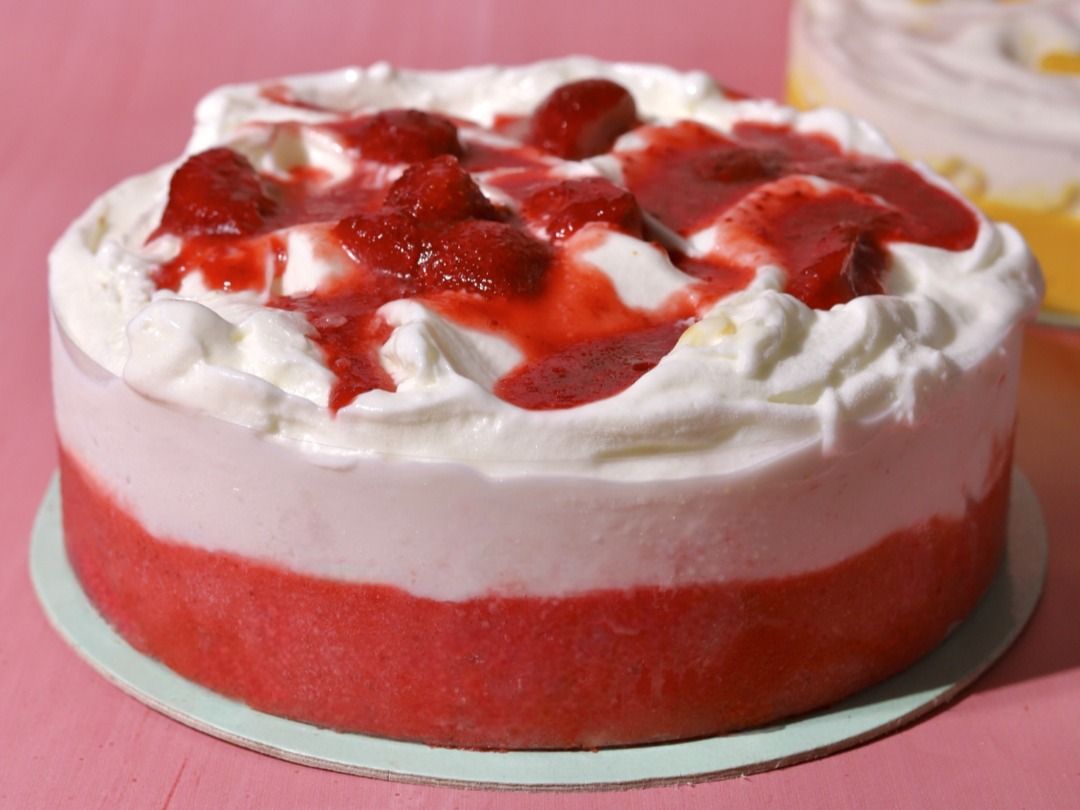 Strawberry Gelato Cake