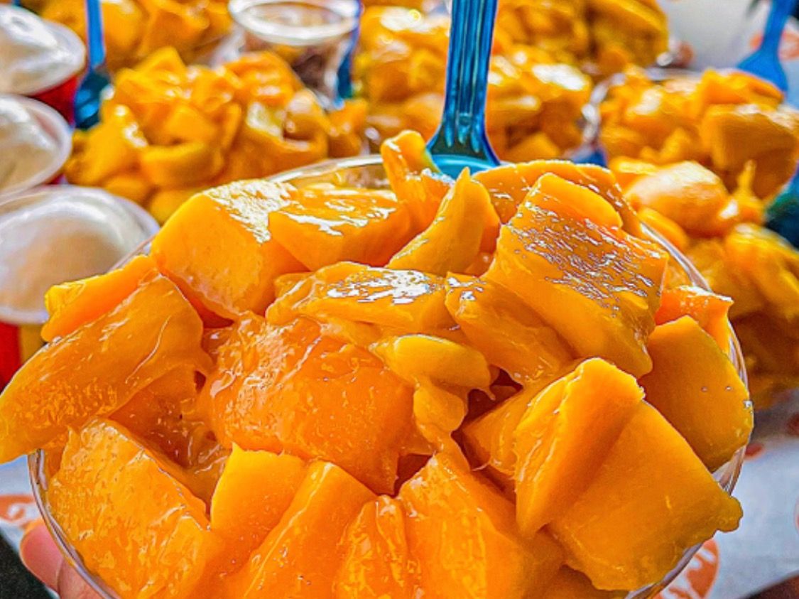 Rice Pudding With Mango And Nuts