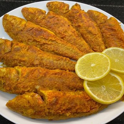 نصف كيلو بوري أحمر، نصف كيلو فيليه مقلي، نصف كيلو كاليماري مقلي، 2 رز، 2 طحينة
