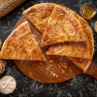 4 breakfast triangles with 3 dips)