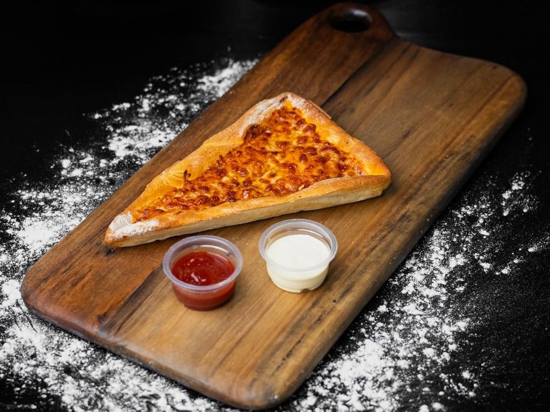 Frizza delivery service in Oman | Talabat