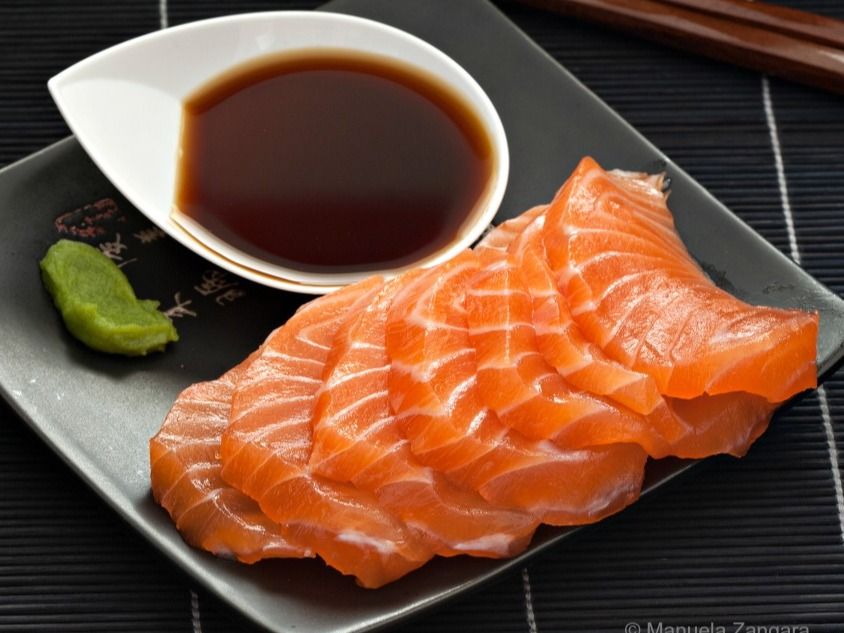 Salmon sashimi 5 pieces