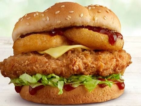 Chicken Zinger With Onion Rings And Ranch Sauce