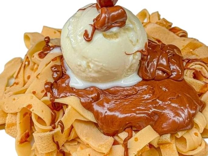 Fettuccine chocolate ice cream