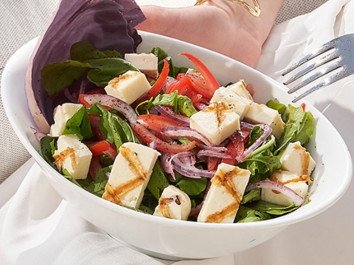 Rocca With Halloumi Cheese Salad