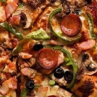 Salami Pizza